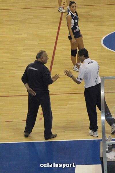 111120 sport2 787_tn.jpg